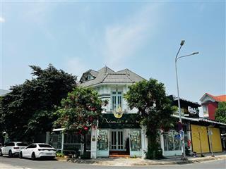 Biệt thự góc đường số 52,kdc văn minh,q2dt 10x18m3 tầnggiá 36 tỷ