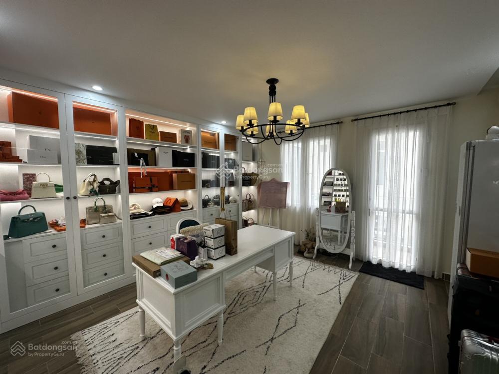 Biệt thự góc đường số 52,kdc văn minh,q2dt 10x18m3 tầnggiá 36 tỷ