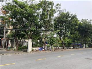 Góc 2 mt nguyễn văn hưởng,q2dt 30x30m(880m2)giá 245 tỷ 280tr/m2