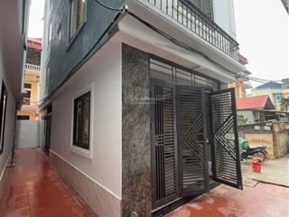 Nhà xây mới full nội thất. đường rộng. gần chợ 5 tầng gần kđt đô nghĩa, hà đông