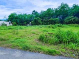 Bán khu đất 2300m2 giá 25,7 tỷ ngay cổng ra vào khu công nghiệp chuẩn bị làm