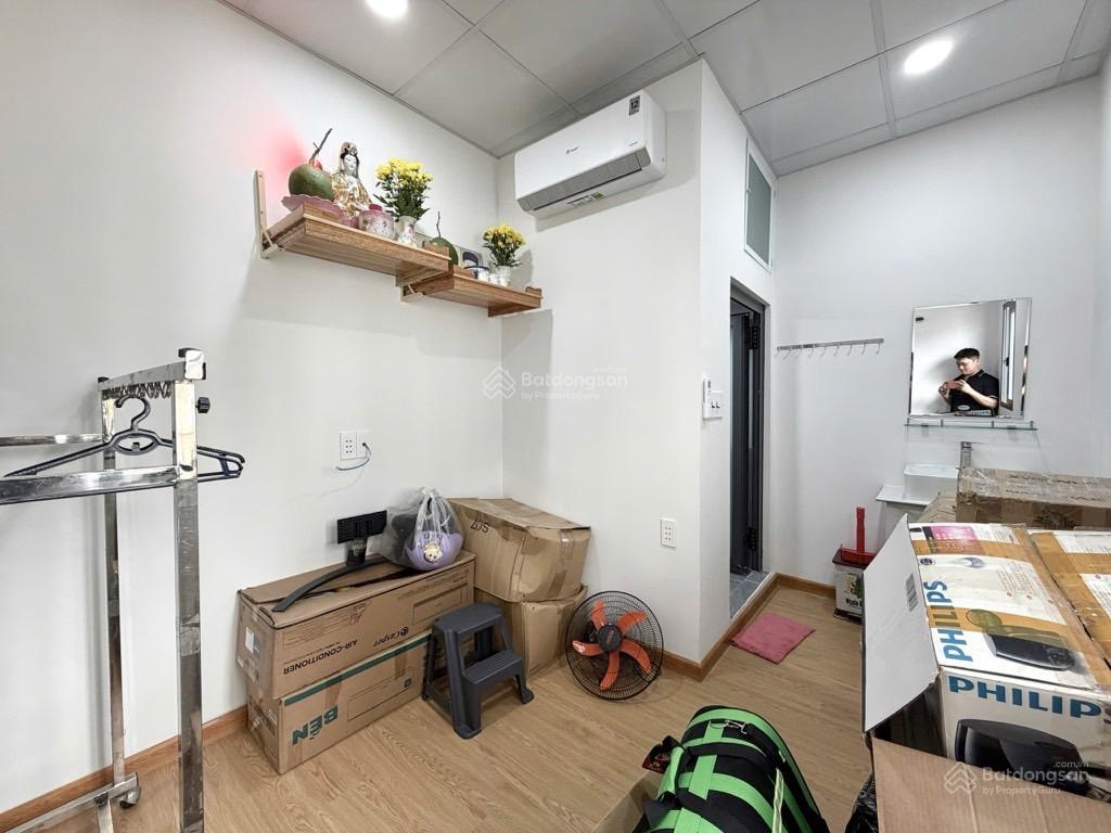 Nhà 4 tầng gần vòng xoay điện biên phủ giá chỉ 4.35 tỷ nội thất xịn, vào ở ngay