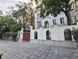 Chuyển nhượng căn biệt thự vườn đào, notte lạc long quân, ciputra ,tây hồ hà nội