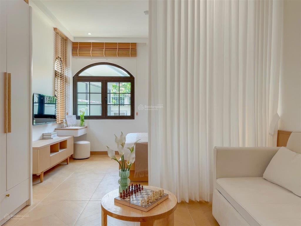 New aparment || studio cửa sổ/ ban công lớn  có slot đậu ô tô  ngay đảo kim cương tiện ích nhiều