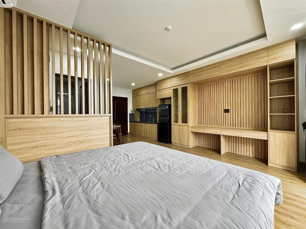 Hiếm trống || căn hộ tone gỗ ấm cúng  ban công rộng  khu chợ thảo điền  không ngập, slot ô tô