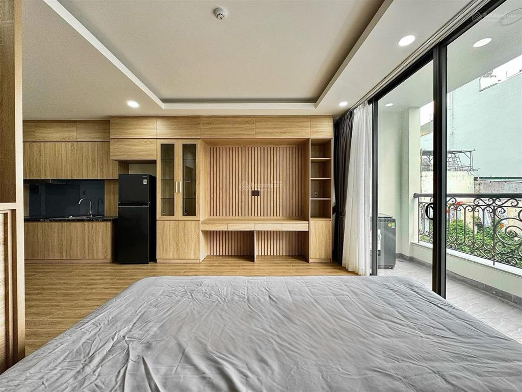 Hiếm trống || căn hộ tone gỗ ấm cúng  ban công rộng  khu chợ thảo điền  không ngập, slot ô tô