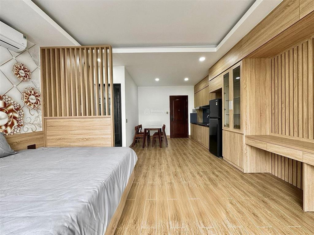 Hiếm trống || căn hộ tone gỗ ấm cúng  ban công rộng  khu chợ thảo điền  không ngập, slot ô tô