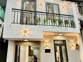 Bình thạnh,đinh tiên hoàng, hẻm xe hơi 6m sát quận 1, chỉ 5,x tỷ