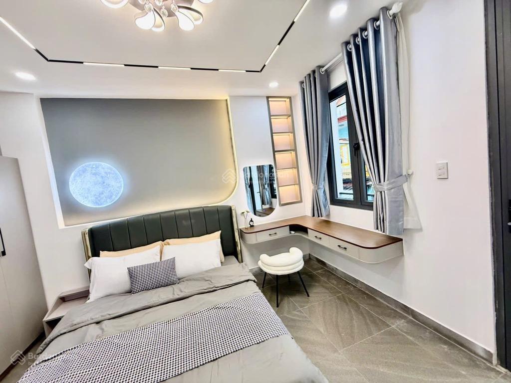 Bán nhà vạn kiếp, bình thạnh, lô góc vuông vức, sát q1, chỉ nhỉnh 5 tỷ