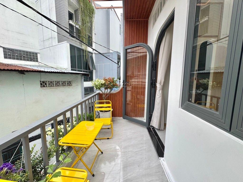 Bán gấp nhà nguyễn văn đậu bình thạnh,hẻm xe hơi tặng nội thất xịn,chỉ 4,75 tỷ