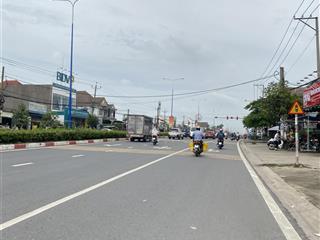Bán đất mặt tiền 2.496m2 thổ 300m2, shr, tân vĩnh hiệp tân uyên, gần chợ, trường, ubnd