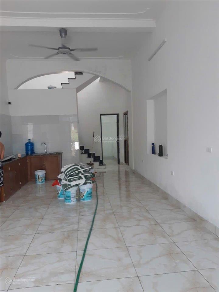 Nhà mới còn nguyên mùi sơn, ngay gần nội phật mai đình, giá chỉ 3. x tỉ. diện tích hơn 80m2
