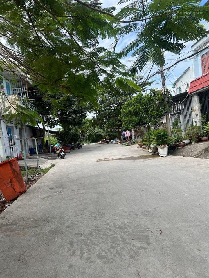 Nhà 2 tầng kiên cố dòng tiền ổn định dt 160m2 chỉ 5,9 tỷ đường 12m nguyễn văn tạo, nhà bè