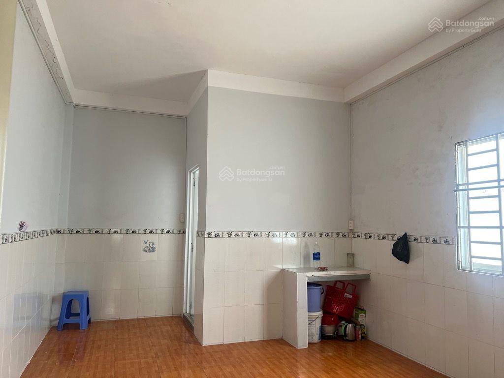 Nhà 2 tầng kiên cố dòng tiền ổn định dt 160m2 chỉ 5,9 tỷ đường 12m nguyễn văn tạo, nhà bè