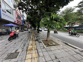 62.8 tỷcó nhà mp lê trọng tấn, hà đông dt 171m2 4t mt 9m vỉa hè đá bóng vị trí đẹp