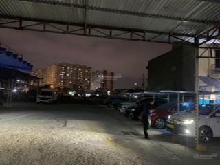 Bán đất q12, đường nguyễn văn quá. view kênh tham lương. dt 1320m2 33x40m giá 100 tỷ thương lượng