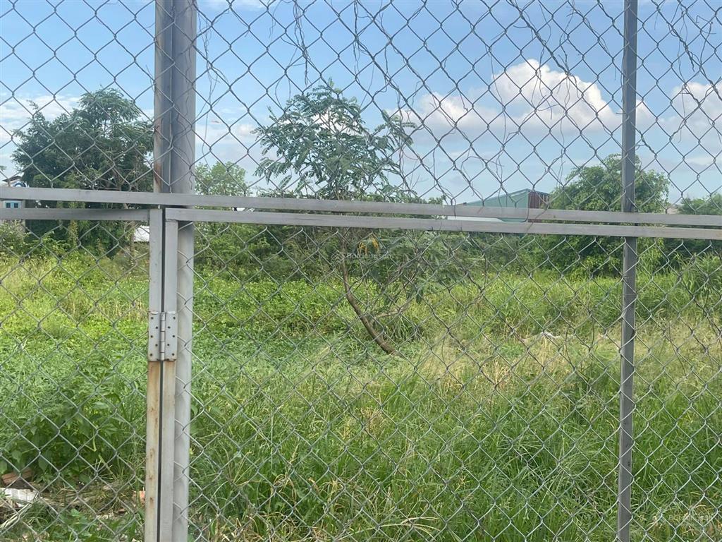 Bán đất mt ngô chí quốc, bình chiểu thủ đức. dt 1037m2. giá 40tỷ thương lượng