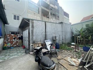Chính chủ bán đất tặng nhà cấp 4 tại ngõ 777 nguyễn khoái, thanh trì, hoàng mai  sẵn sổ đỏ, ko qh