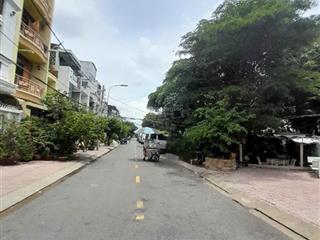 Nhà đẹpmặt tiền đường nhựagần cầu nhị thiên đườngxe hơi ngủ nhàlô góc56m2ngang 4mchỉ 6,8 tỷ.