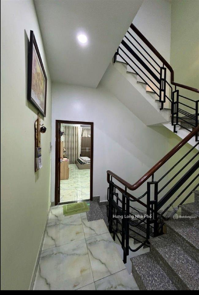 Nhà 4t  mới đẹp  gần chợ nhị thiên đường  bến xe quận 8  dt 60m2  giá nhỉnh 6 tỷ.