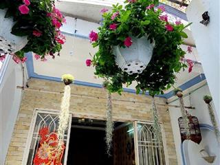 Bán nhà mặt tiền ngang 8m x 20m, 3 tầng, đường phú định f16q8, sát đl võ văn kiệt, nhỉnh 9 tỷ.