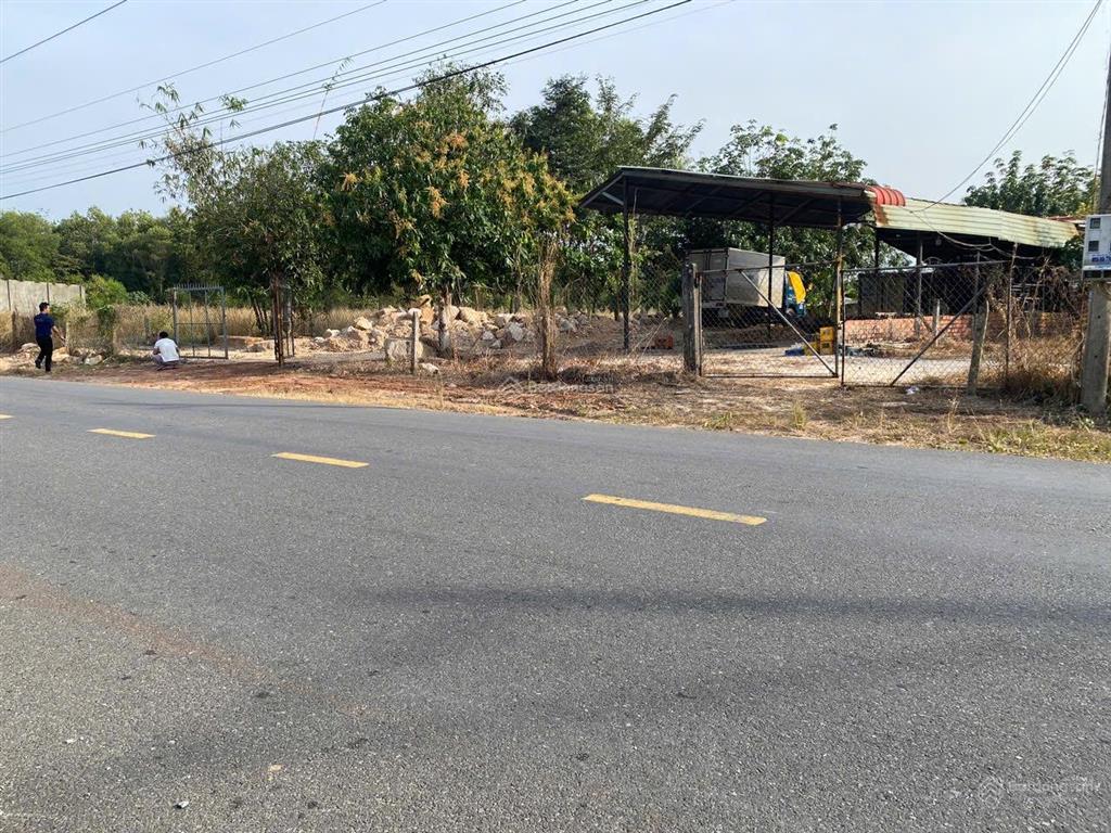 Bán đất đh710 dt 2782m2 giá chỉ 999k /m2 tại dầu tiếng  tp hcm