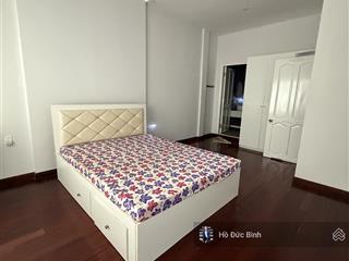 Nhà thuê quận 5 trần hưng đạo 40 triệu/tháng 70m2 3 tầng 6pn 6wc xe hơi vào nhà nhà mới vào ở ngay