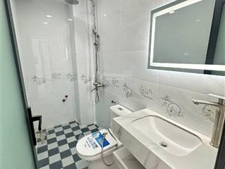 Bán nhà quận 8, cao lỗ 3 tầng 5pn hxh chánh nhỉnh 9 tỷ hoàng công đủ nhà mới vào ở ngay