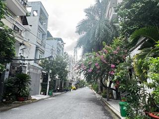 Bán đất quận 7 lăm văn bền 200m2 hxh ngang lớn 9m chỉ 14 tỷ còn thương lượng, thích hợp xây chdv