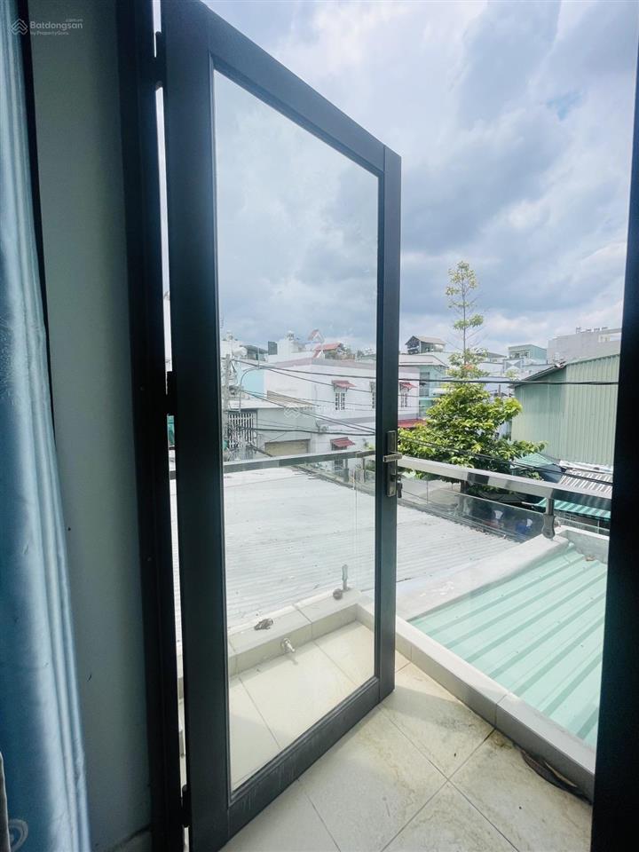 Bán nhà quận 8, dương bá trạc, 71m2 5 tầng 6 phòng ngủ wc khép kín xe tải chánh , nhỉnh 9 tỷ