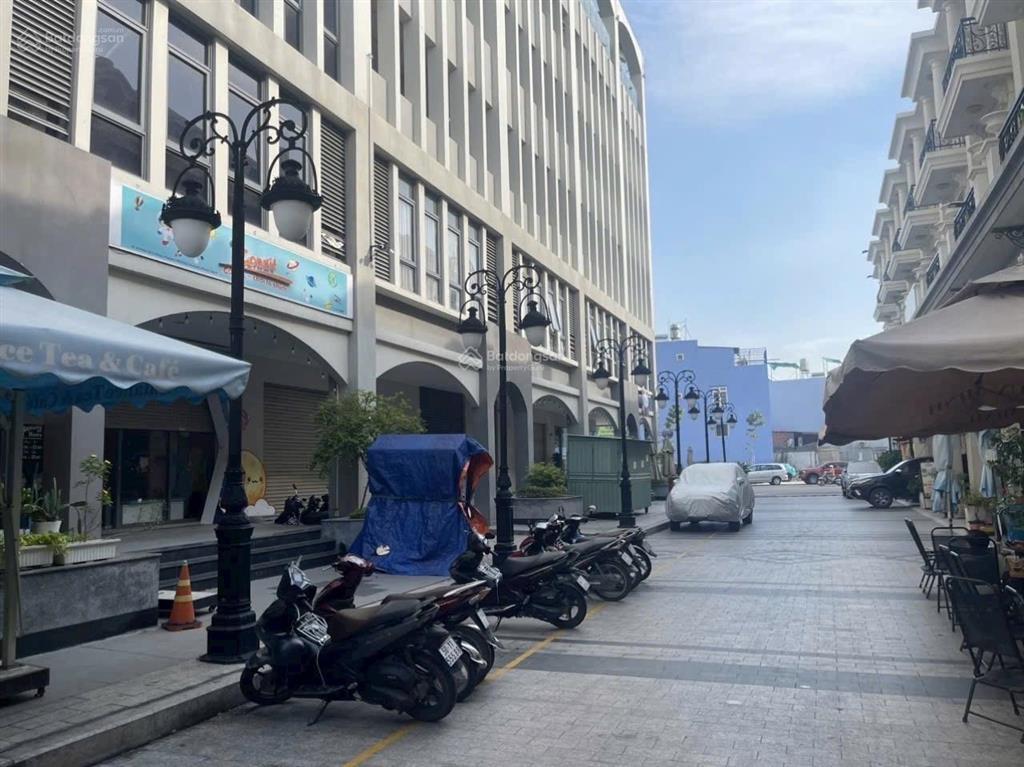 Bán nhà quận 8, tạ quang bửu, dự án the pegasuite shophouse ngang lớn 7.75m 3 tầng, nhỉnh 11 tỷ