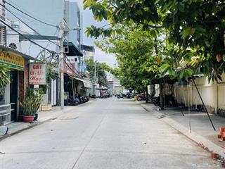 Bán nhà quận 8, bông sao 64m2 hxh 3 tầng 4 phòng ngủ wc khép kín nhỉnh 8 tỷ 30 giây ra công viên