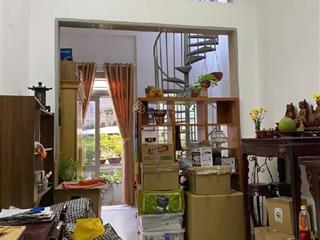 Nhà đẹp p7, tân bình, ngang gần 4m, hxh 5m, 4 tầng, chỉ 5.3 tỷ