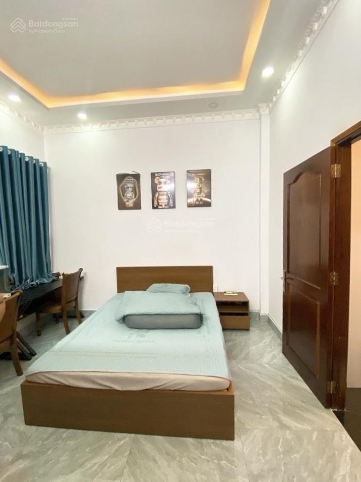 4.7 x 20m  đồng đen  hxh 5m  ngay khu bàu cát  sẵn kết cấu vào ở ngay