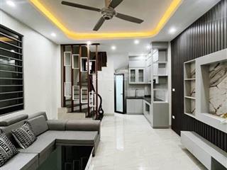 Bán nhà võ chí công, gần phố, sáng thoáng, vf3 đỗ cửa, 38m2, 9.4 tỷ.