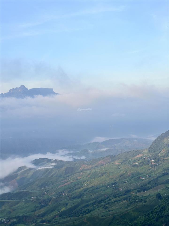 Bds cực hiếm khi hội tụ đủ suối trong veo lại kèm săn mây và thác. kèm view cánh đồng