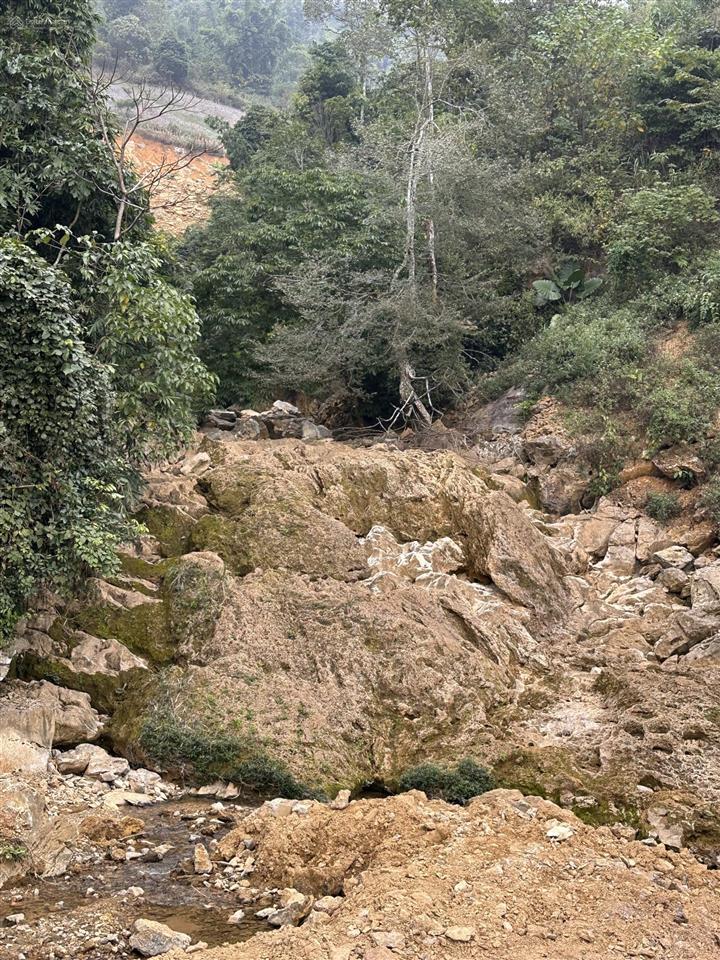 Bds cực hiếm khi hội tụ đủ suối trong veo lại kèm săn mây và thác. kèm view cánh đồng