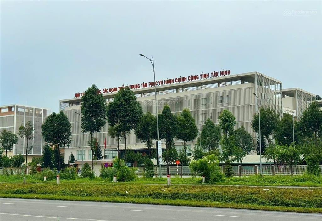 Bán 2 lô mặt tiền đường hùng vương, cách aeon mall tân an tỉnh tây ninh 300m