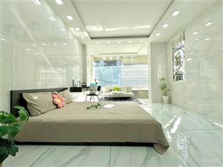 Khai trương căn hộ 40m2 lót gạch tới nóc siêu mát thoáng ngay trung tâm thành phố