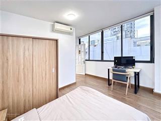 Căn hộ bancol có thang máy cao cấp toạ lạc ngay mặt tiền lê thị hồng gấm