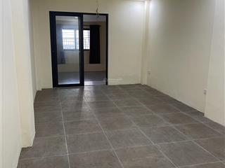 Cho thuê nhà mặt tiền phố đội cấn, 2 tầng, thuận tiện buôn bán