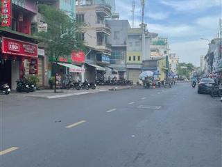 Ngộp bank! bán gấp mt đề thám  diện tích 9x18m  kc 2 tầng  cho thuê 150 tr giá chỉ 50 tỷ tl