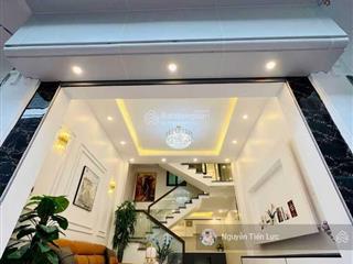 Bán gấp ngôi nhà siêu đẹp phố trần đại nghĩa, 36m2 x 4 tầng, oto đỗ cửa ngày đêm