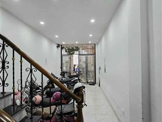 Bán ccmn lô góc bà triệu ngõ thông oto đi qua dòng tiền tốt đông đúc dân cư 41m2 giá chỉ 8.2 tỷ