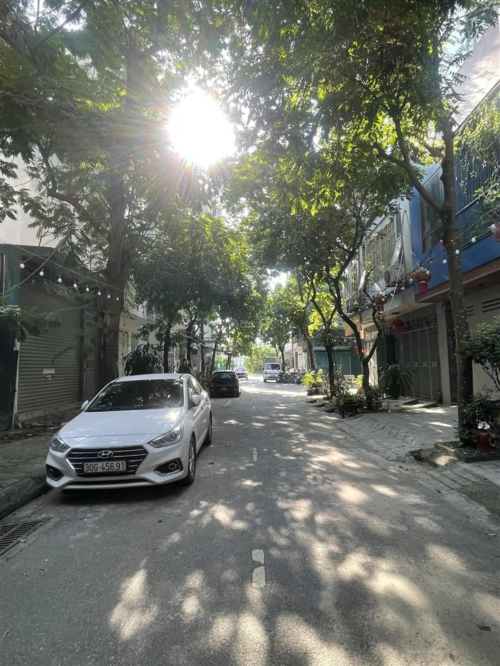 Bán đất kdt dương nội ngay aoen mall kinh doanh sầm uất giá đầu tư 50m2 chỉ với 12.5 tỷ