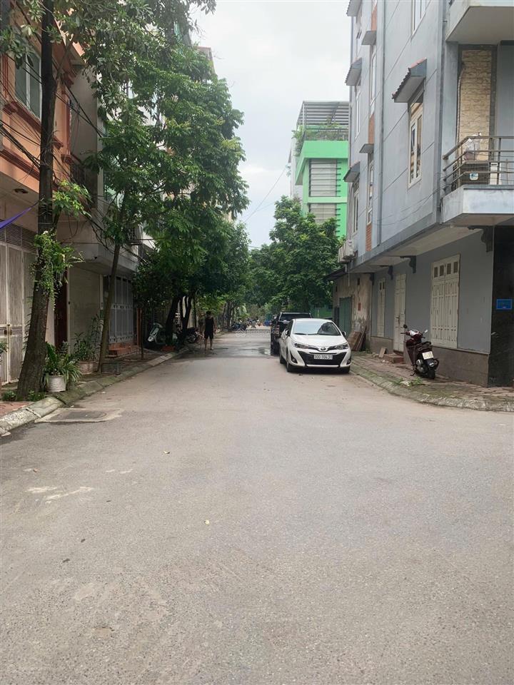 Siêu phẩm! bán nhà phân lô chiến thắng kinh doanh tốt vị trí trung tâm 40m2 nhỉnh 12 tỷ