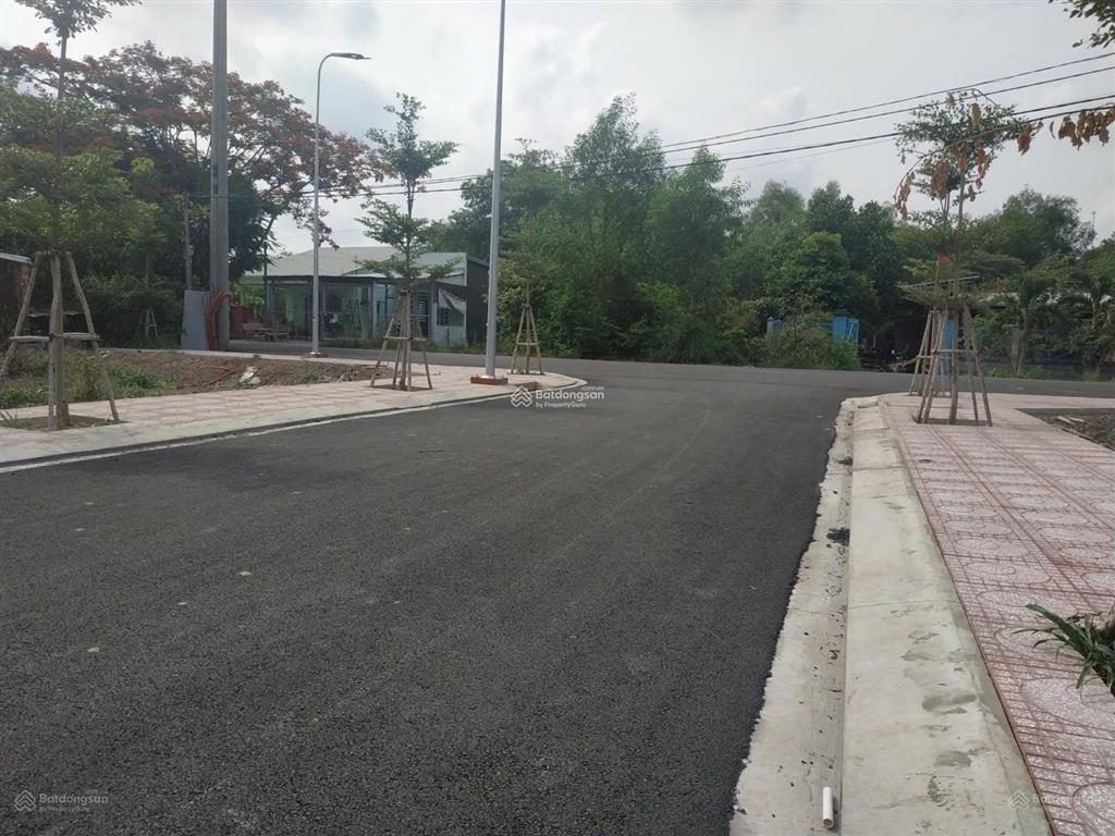 Chủ chuyển bị đi định cư mỹ cần bán gấp nền đất 80m2. ngân hàng định giá 1 tỷ 2.