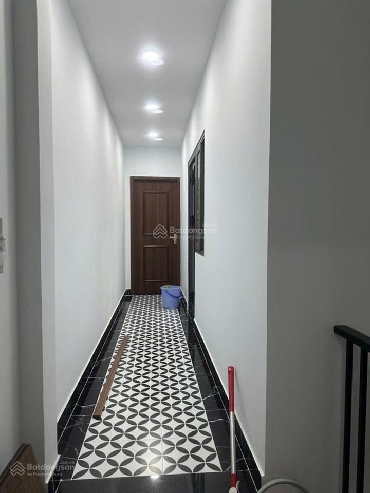 Emart 2 phan huy ích 83m2 ngang gần 5m bank cho vay 5 tỷ, chỉ 5.7 tỷ tl