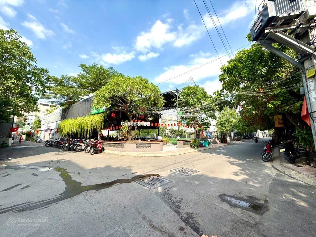 Mặt tiền kinh doanh quận gò vấp 240m2 căn góc 2 mặt tiền giá 9 tỷ 5