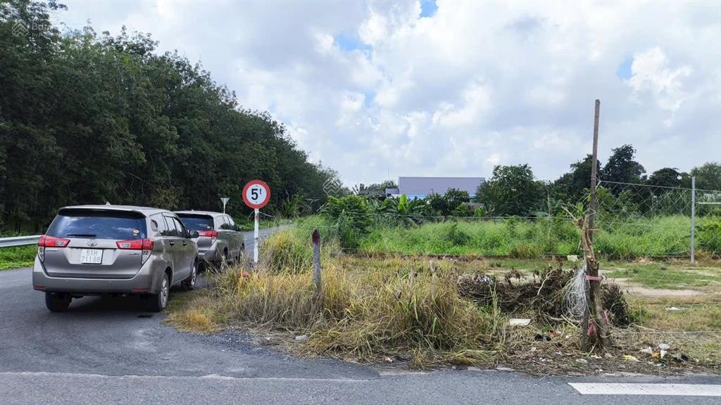 Bán đất mặt tiền đường ngay tỉnh lộ 15, tp. hcm